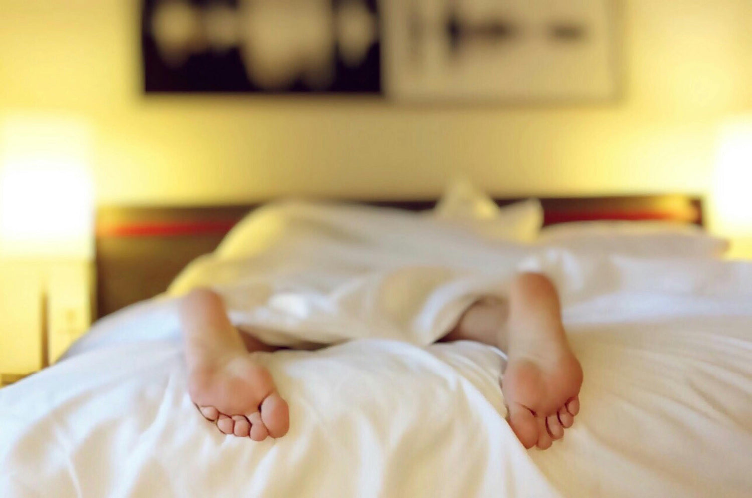 Why Sleeping on Your Stomach Might Be Hurting You？