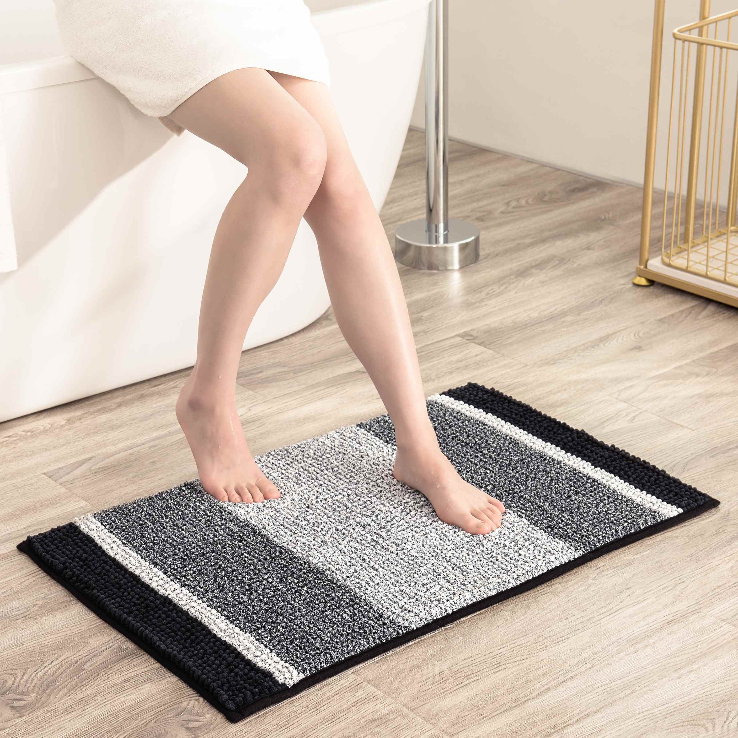 Gradient Stripe Pattern Soft Plush Bathroom Rugs