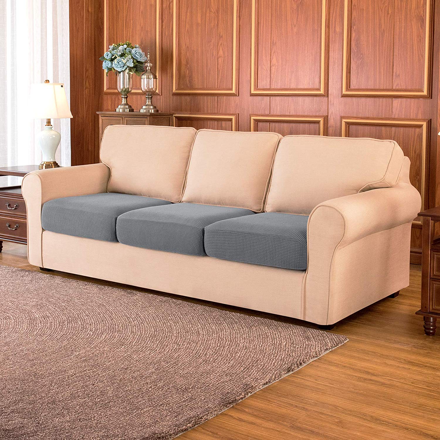 Sofa Cushion / Light Gray Plaid